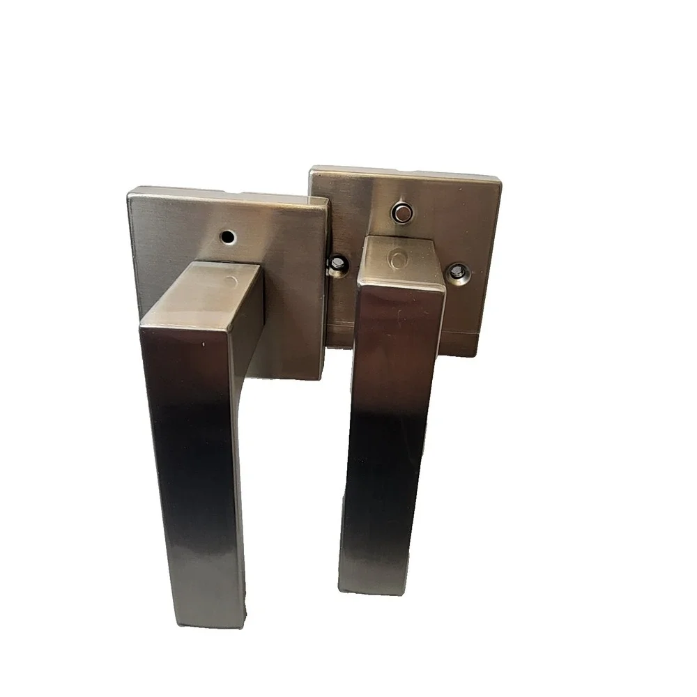 Kwikset Singapore Square Satin Nickel Bed/Bath Door Handle Microban and Lock